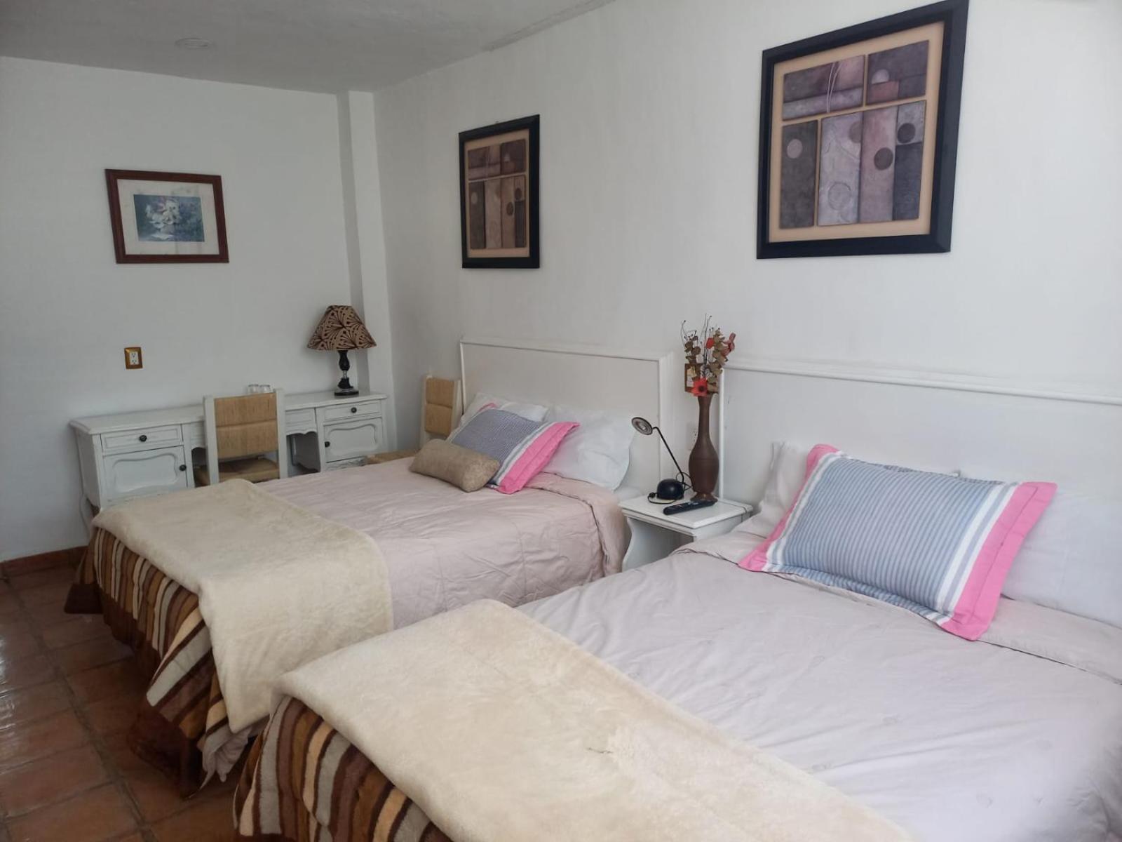 Solache Inn Zitácuaro الغرفة الصورة